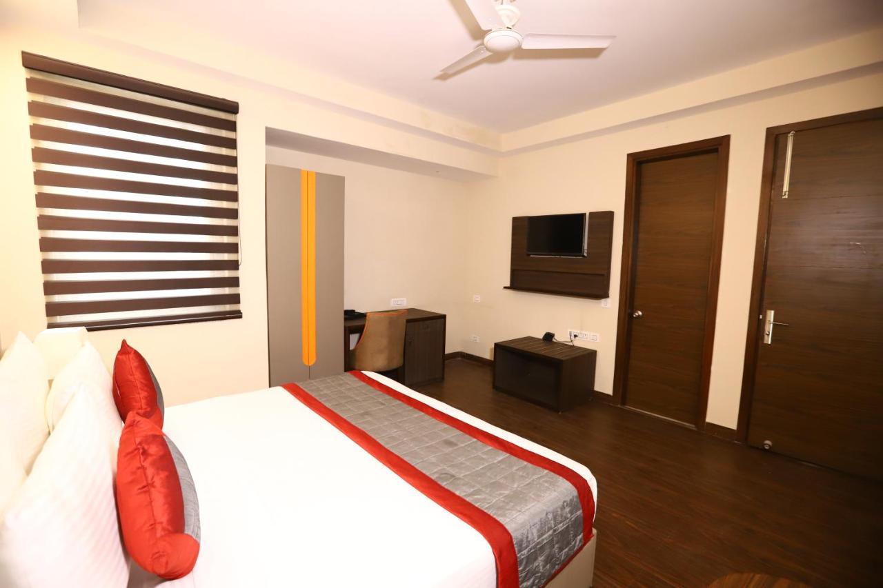 Hotel Azulo Inn Bhikaji Cama Place Delhi - Couple Friendly Local Ids Accepted New Delhi Exterior photo